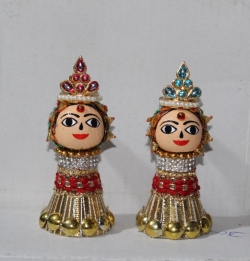 Decorative Doll (Pair of 2) - 6 CM x 6 CM x 5 CM - Made of Suppari