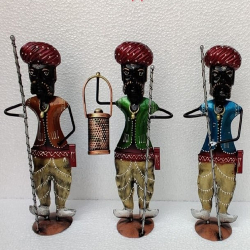 Village Men Set - 14 Inch - Made Of Iron