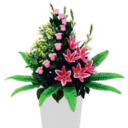 Artificial Flower Pillar Bouquet - Made of Plastic