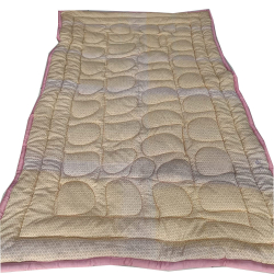 4 FT X 7 FT - Reversible Razai - Quilt - Blanket - Made Of Premium Quality Cotton .